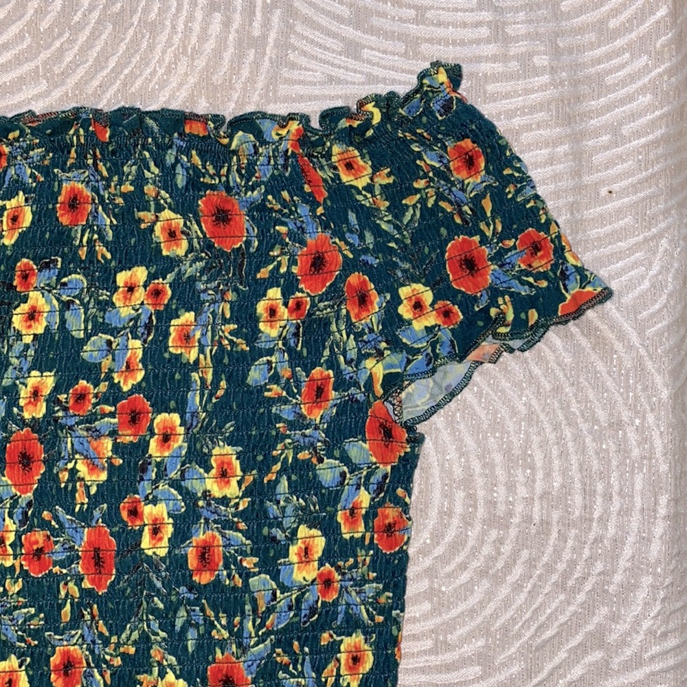 Rue21 Floral Crop Top, sz Small